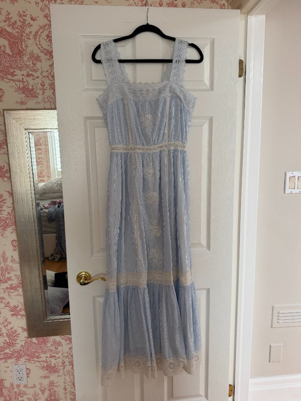 Blue and White Xirena Summer Dress. Medium.